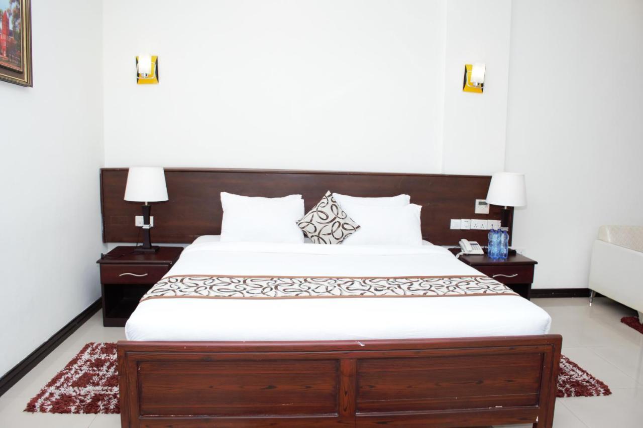 Hotel Blue Sapphire Dar es Salaam Exterior foto