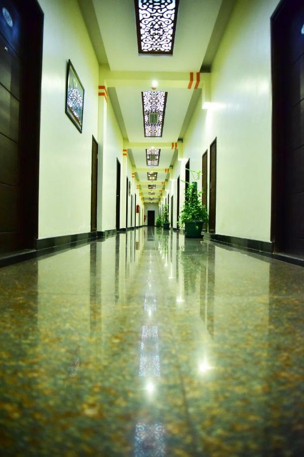 Hotel Blue Sapphire Dar es Salaam Exterior foto