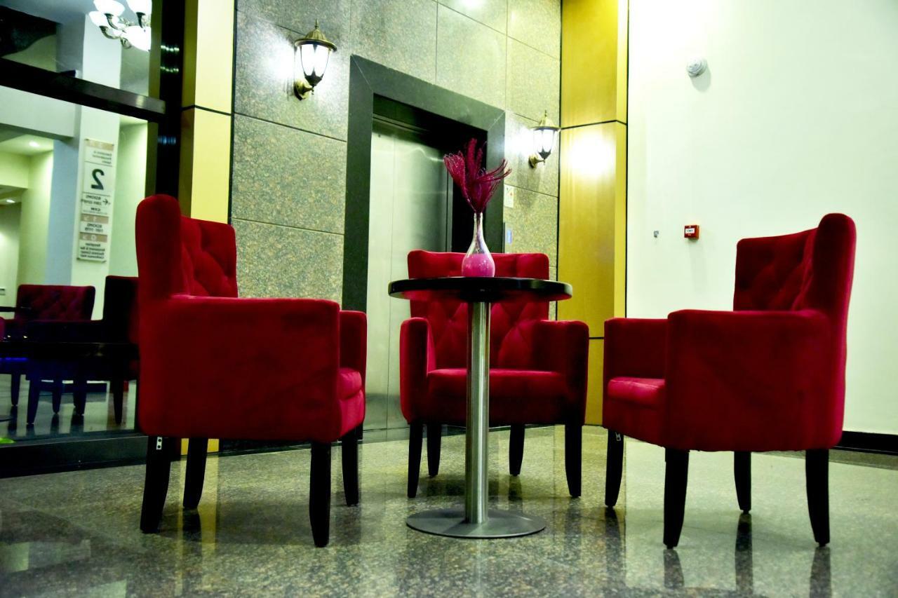 Hotel Blue Sapphire Dar es Salaam Exterior foto